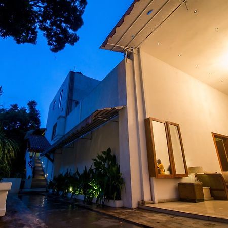 Sleek Hotel Kegalle Εξωτερικό φωτογραφία
