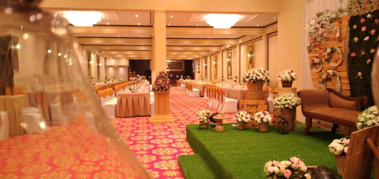 Sleek Hotel Kegalle Εξωτερικό φωτογραφία