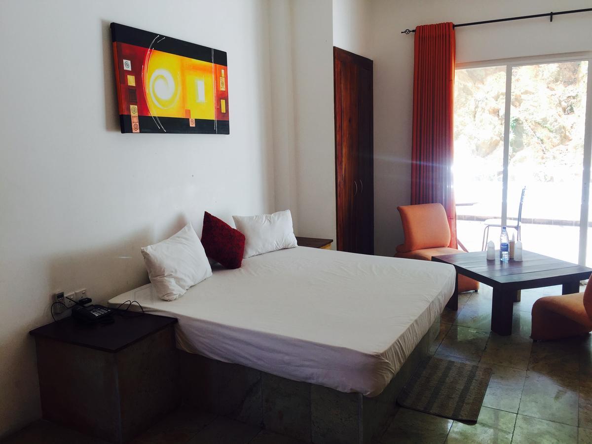 Sleek Hotel Kegalle Εξωτερικό φωτογραφία