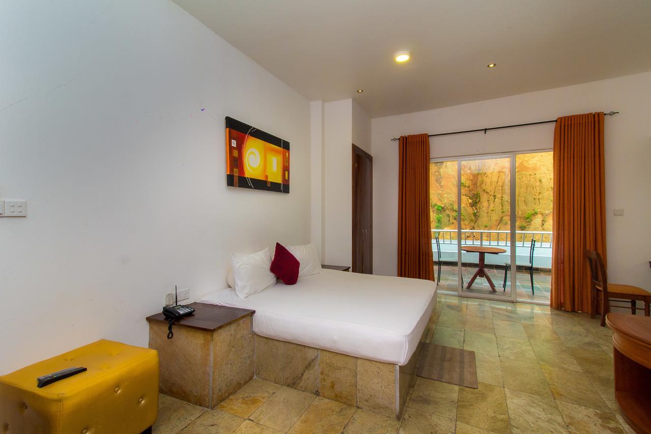 Sleek Hotel Kegalle Εξωτερικό φωτογραφία