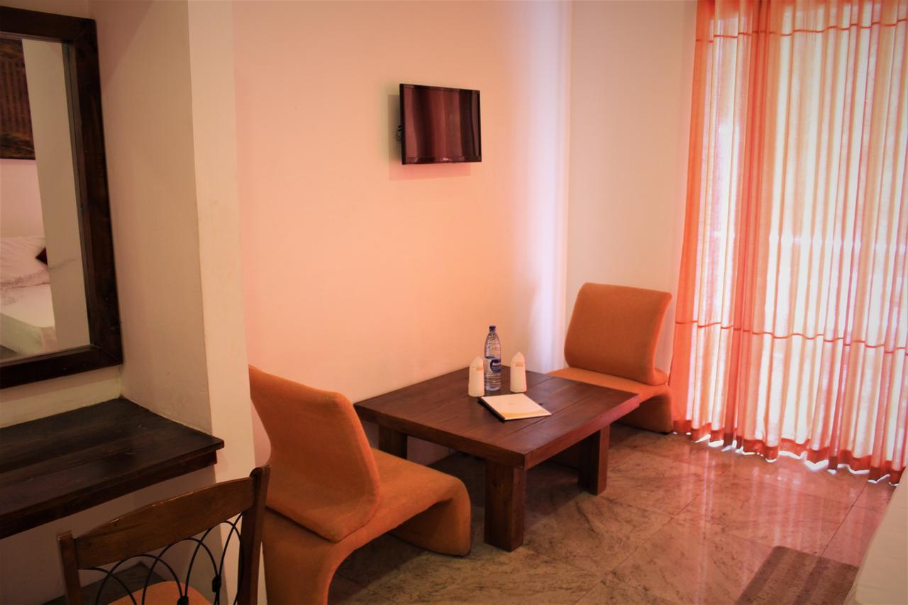 Sleek Hotel Kegalle Εξωτερικό φωτογραφία